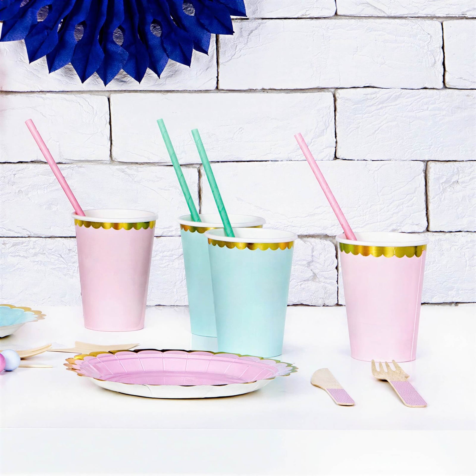 Pastel Pink Plates with Gold Scalloped Edge I Pretty Pastel Tableware I My Dream Party Shop I UK