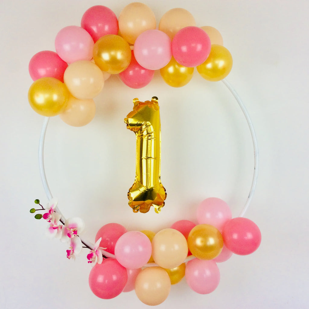 How to Create a Balloon Hoop Decoration I 1st Birthday Decorations Blog Post I My Dream Party Shop UK