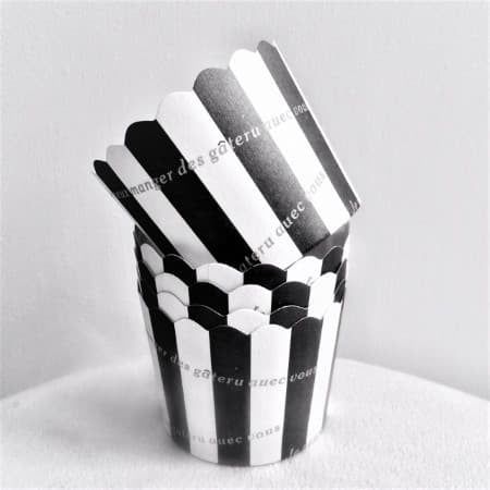 Black and White Striped Baking Cups I Pretty Party Cake Accessories I UK