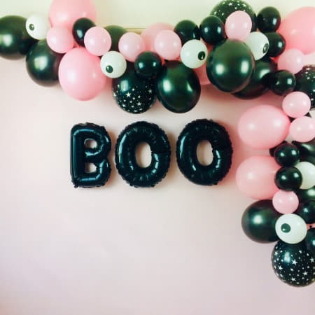 Halloween Black and Pink Balloon Garland Kit I Modern Halloween Party I My Dream Party Shop I UK