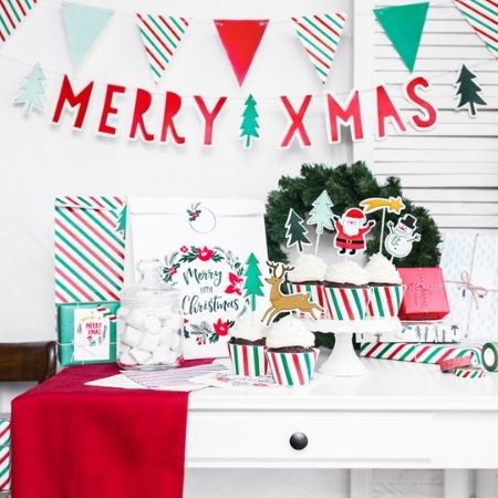 Red and Green Merry Xmas Garland I Christmas Party Decorations I My Dream Party Shop