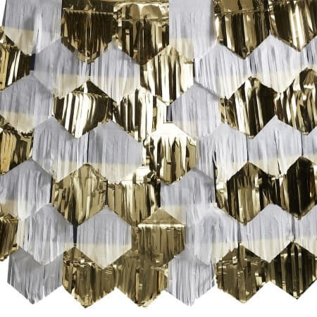 White and Gold Fringe Backdrop Decoration I Gold Party Supplies I My Dream Party Shop UK
